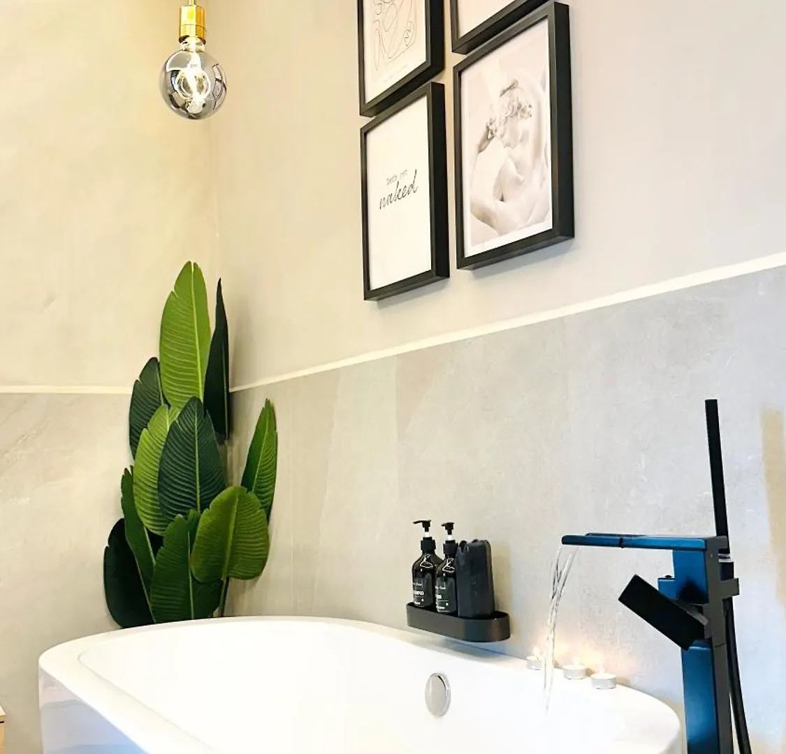 Falco Deluxe Home Nápoles Apartamento